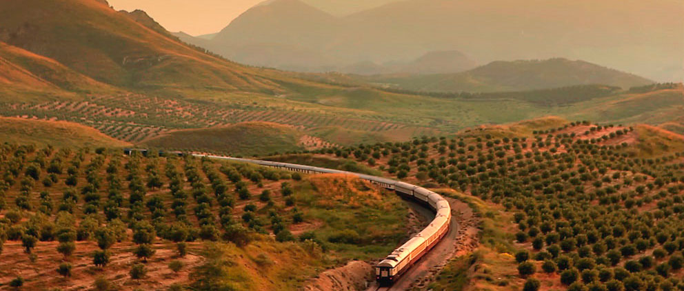 CRUCEROS EN TREN ANDALUCIA TREN AL ANDALUS CRUCEROS SOBRE RAILES CRUCEROS EN TREN TRENES DE LUJO RENFE FEVE CRUCEROS SUR DE ESPAÑA CRUCEROS TERCERA EDAD VIAJES DE LUJO CRUCEROS EN TREN AL ANDALUS